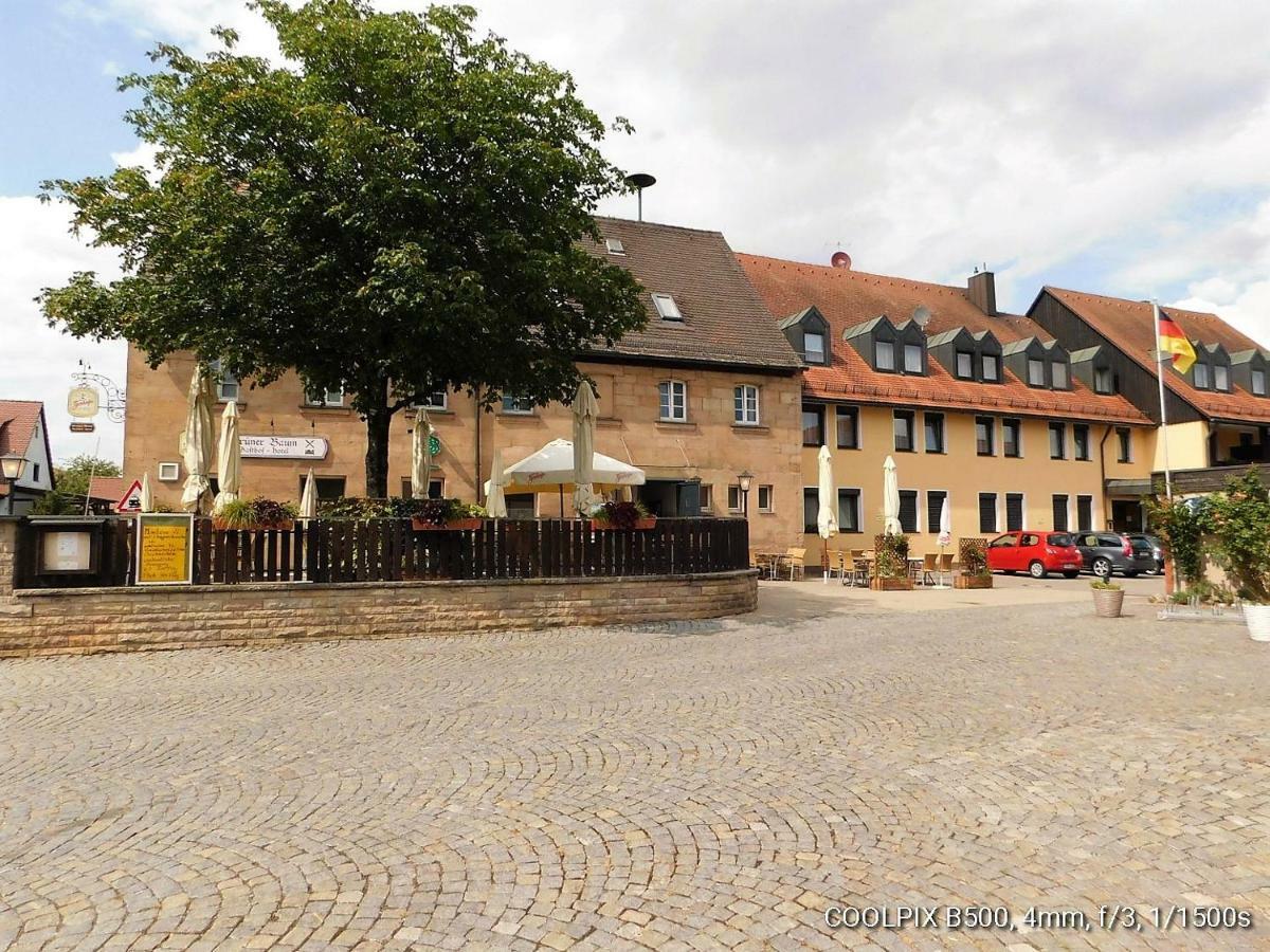 Gasthof Landhotel Gruner Baum Cadolzburg Экстерьер фото