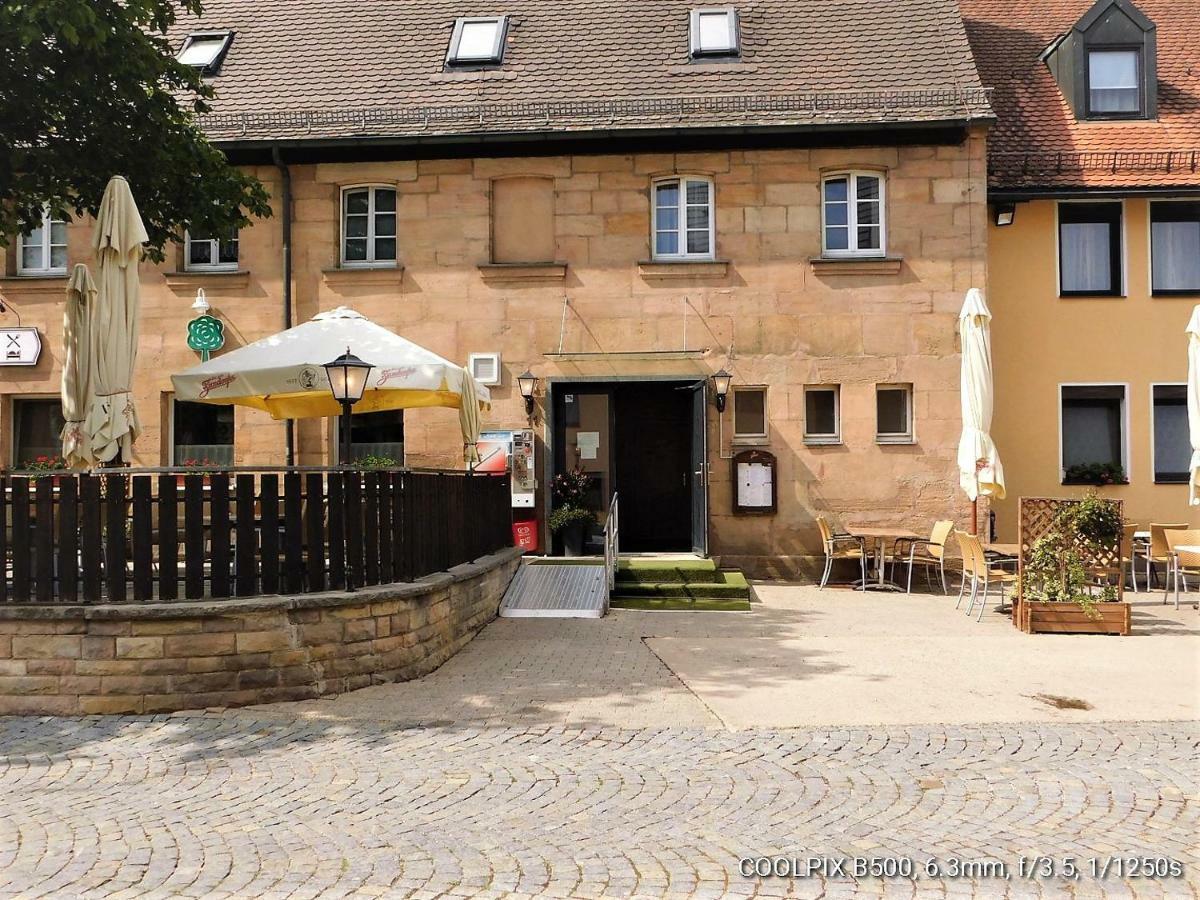 Gasthof Landhotel Gruner Baum Cadolzburg Экстерьер фото